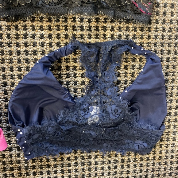 Women’s bras - Picture 16 of 16